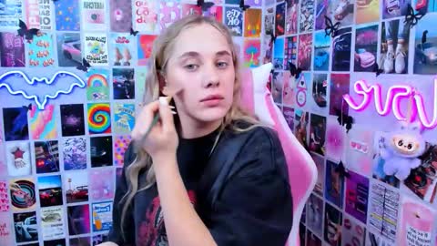 Snapshot of miamilas chatting on 01-07-26, 12:40 miamilas online show from 01-07-26, 12:40