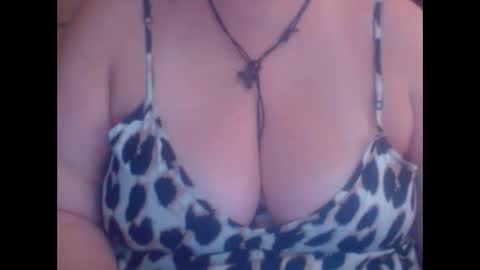 maya online show from 10-30-25, 09:22