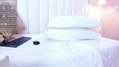 Mia Mistrex online show from 02-14-25, 08:21