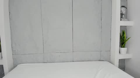 Mia Mistrex online show from 12-20-25, 04:19