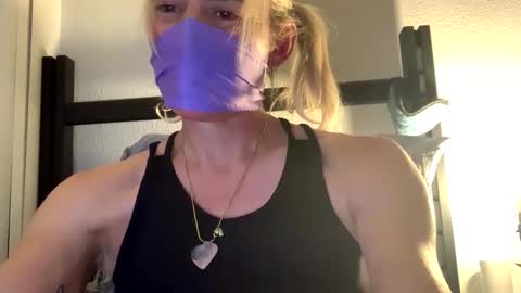 Snapshot of miamitransgirl305 chatting on 02-24-26, 04:43 miamitransgirl305 online show from 02-24-26, 04:43