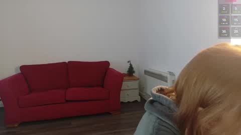 Snapshot of miamoon123 chatting on 12-02-25, 02:45 miamoon123 online show from 12-02-25, 02:45