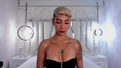 Mia Morgann online show from 02-21-25, 01:55