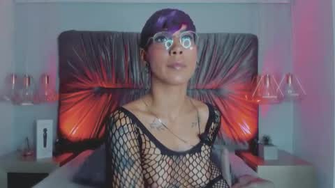 Mia Morgann online show from 09-27-25, 02:00