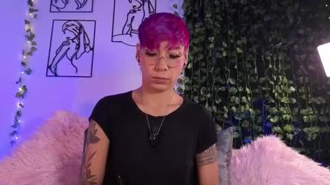 Mia Morgann online show from 10-05-25, 01:53