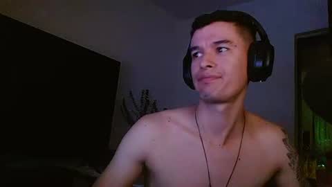 miaou_miaou online show from 12-22-24, 04:39