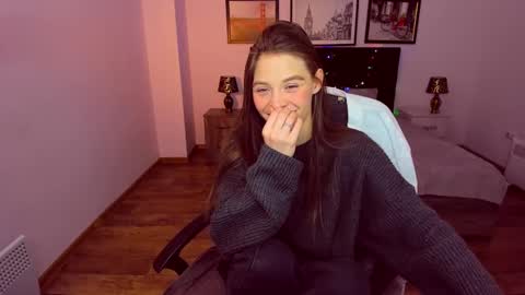 Mia online show from 12-18-24, 10:02