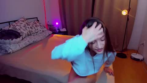 Mia online show from 02-03-25, 09:50