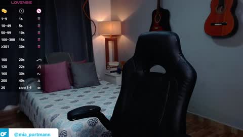 MIAPORTMANN online show from 12-22-24, 03:22