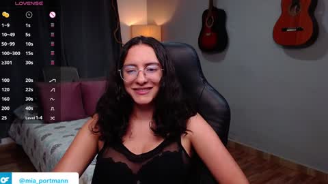 MIAPORTMANN online show from 12-30-24, 07:53