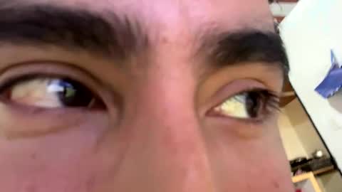 MIA REINA online show from 02-21-26, 09:27