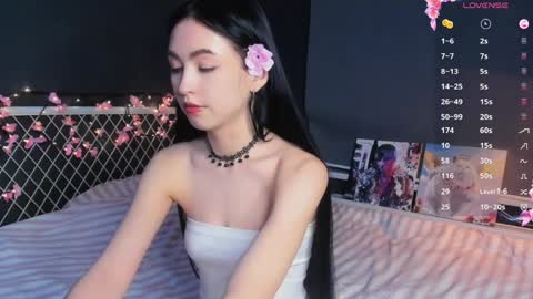 Snapshot of miarielle chatting on 04-09-26, 05:40 Liz online show from 04-09-26, 05:40