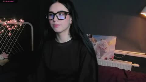 Snapshot of miarielle chatting on 04-18-26, 05:39 Liz online show from 04-18-26, 05:39