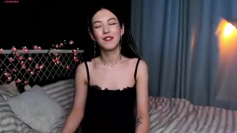 Snapshot of miarielle chatting on 07-02-26, 05:19 Liz online show from 07-02-26, 05:19
