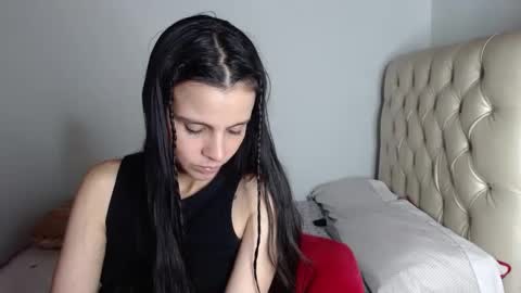 Snapshot of miarobinn_ chatting on 12-02-24, 02:53 miarobinn_ online show from 12-02-24, 02:53