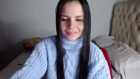 Snapshot of miarobinn_ chatting on 12-04-24, 10:35 miarobinn_ online show from 12-04-24, 10:35