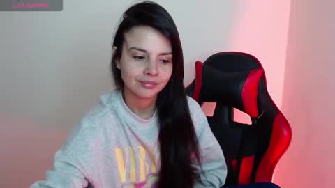 Snapshot of miarobinn_ chatting on 02-08-26, 11:24 miarobinn_ online show from 02-08-26, 11:24