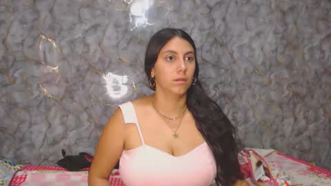 miarouse1531 online show from 12-22-25, 10:40