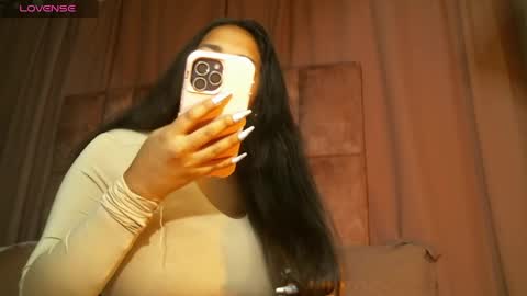 miasaandovaal 22 online show from 04-24-26, 09:28