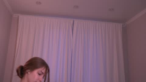 Snapshot of miasbakkery_ chatting on 01-31-25, 05:40 Mia online show from 01-31-25, 05:40