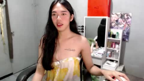 Mia online show from 03-10-26, 07:57