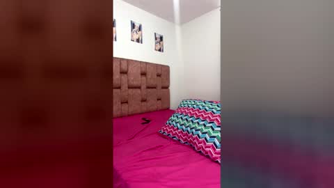 MIA VANESSA online show from 05-14-26, 12:12