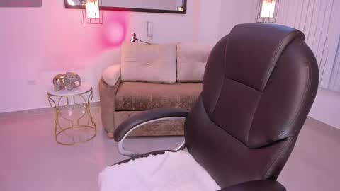 Mia Vegas online show from 12-02-25, 03:45