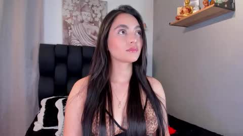 Snapshot of miavelvet1 chatting on 10-03-25, 02:41 miavelvet1 online show from 10-03-25, 02:41