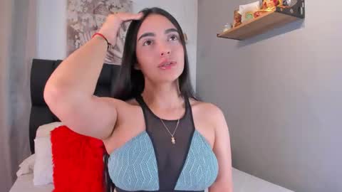 Snapshot of miavelvet1 chatting on 10-14-25, 03:18 miavelvet1 online show from 10-14-25, 03:18