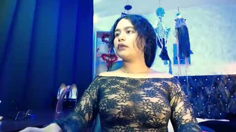 mia online show from 10-31-25, 03:13