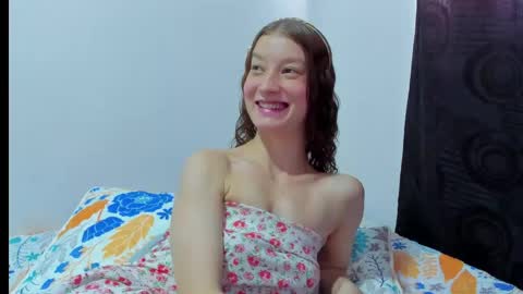  Chloe  online show from 04-18-26, 07:58