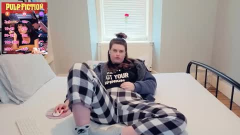 Mia  online show from 04-15-26, 09:38