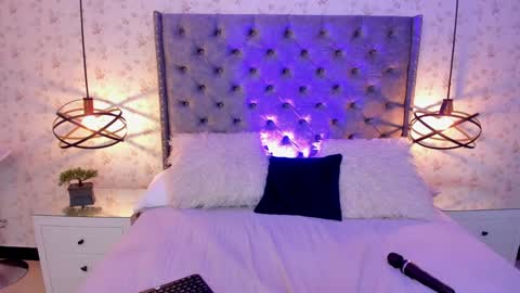 Snapshot of miawinx chatting on 12-24-24, 02:10 Mia winx online show from 12-24-24, 02:10