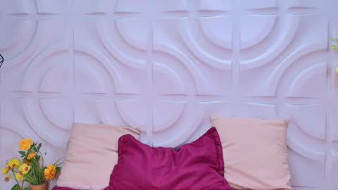 Snapshot of miawoderfull chatting on 01-27-25, 05:47 Mia online show from 01-27-25, 05:47