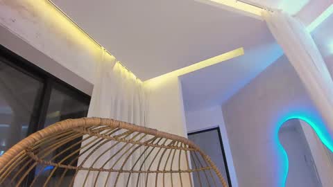 Snapshot of miawoderfull chatting on 02-11-25, 03:18 Mia online show from 02-11-25, 03:18