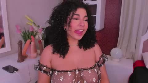 Snapshot of miawoderfull chatting on 03-02-25, 03:24 Mia online show from 03-02-25, 03:24