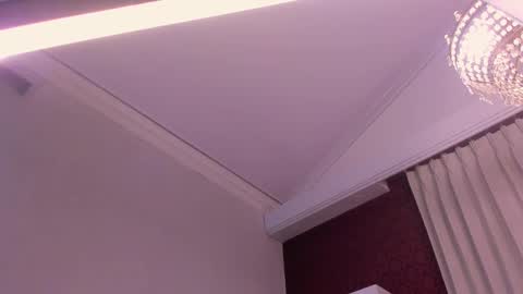 Snapshot of miawoderfull chatting on 03-11-25, 03:16 Mia online show from 03-11-25, 03:16