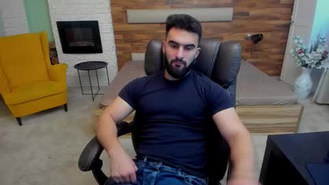 MicahLane online show from 11-12-25, 05:52