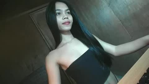 Mica online show from 10-12-25, 12:20