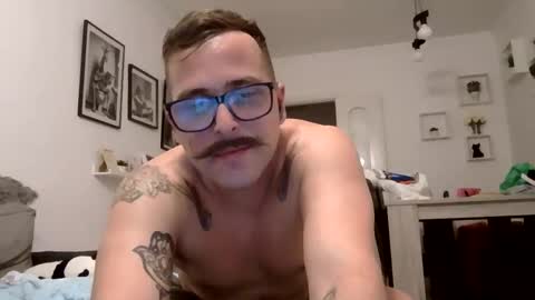 MILO MIAMI online show from 05-22-26, 01:13