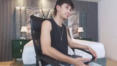 Michael online show from 03-07-26, 08:50