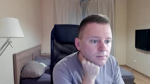 Snapshot of michael_birkin chatting on 10-05-25, 04:00 Michael Birkin online show from 10-05-25, 04:00