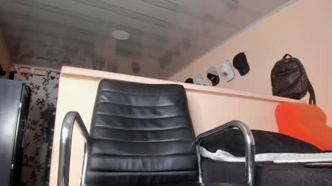 Michael Boy online show from 01-25-25, 12:38