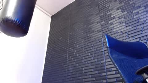 Michael Daviss online show from 01-02-25, 01:51