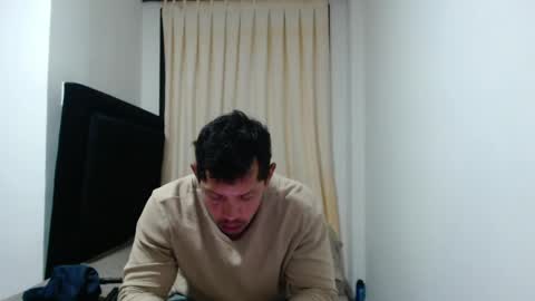 Snapshot of michael_daviss1 chatting on 05-21-26, 10:28 Michael Daviss online show from 05-21-26, 10:28