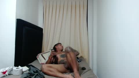 Snapshot of michael_daviss1 chatting on 06-09-26, 10:54 Michael Daviss online show from 06-09-26, 10:54
