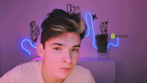 Snapshot of michael_just chatting on 12-16-25, 07:19 michael_just online show from 12-16-25, 07:19