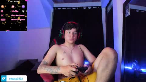 Snapshot of michael_kendall0 chatting on 12-25-24, 12:05 michael independent model  online show from 12-25-24, 12:05