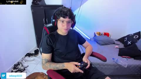 Snapshot of michael_kendall0 chatting on 03-04-25, 01:01 michael independent model  online show from 03-04-25, 01:01