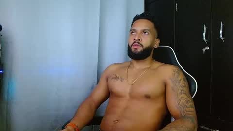 Snapshot of michael_maximo chatting on 03-01-26, 05:53 maximo online show from 03-01-26, 05:53